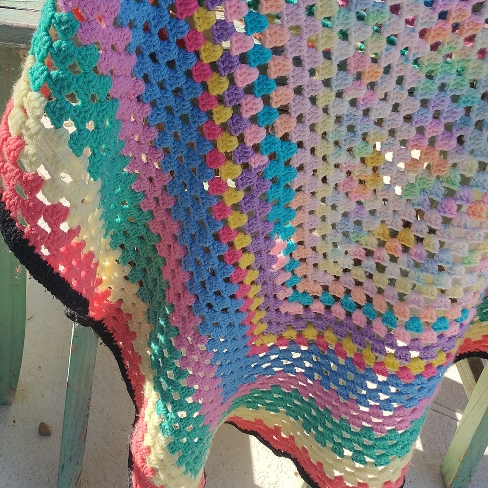 Handmade blanket - Picture 3 of 3